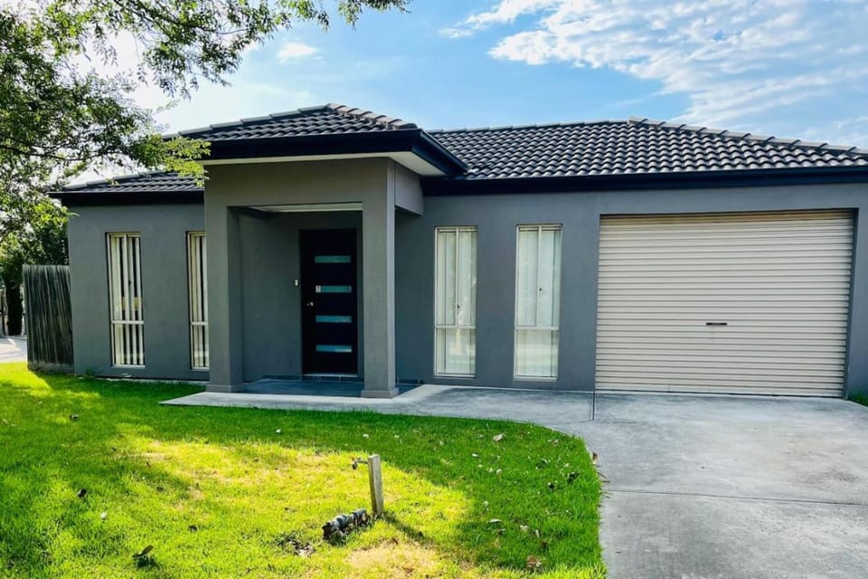 Sylish Pakenham Stay House in Pakenham