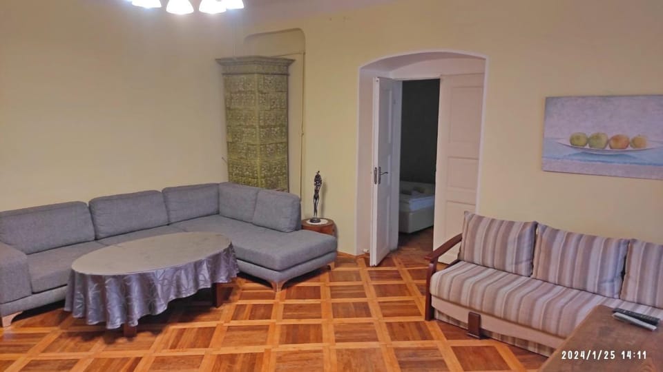 Communal lounge/ TV room, Bed, Living room, Seating area