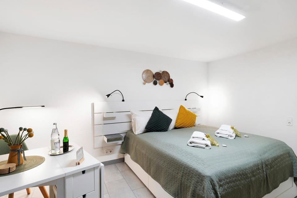 Living room, Bedroom