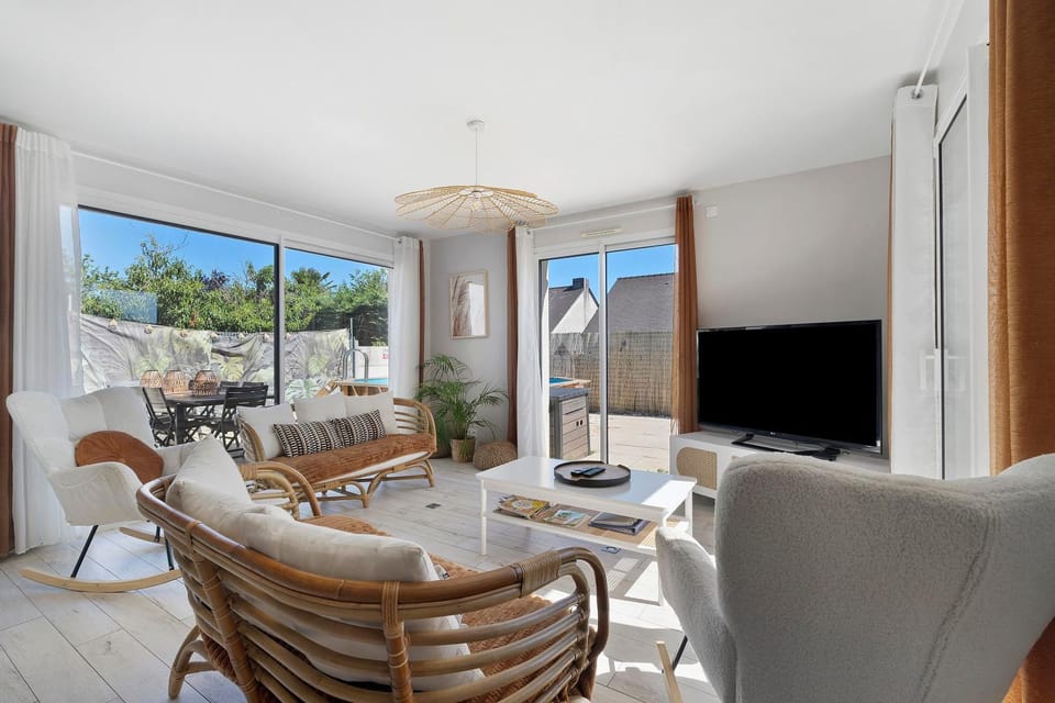 "Villa Evasion" Spa Piscine House in Carquefou