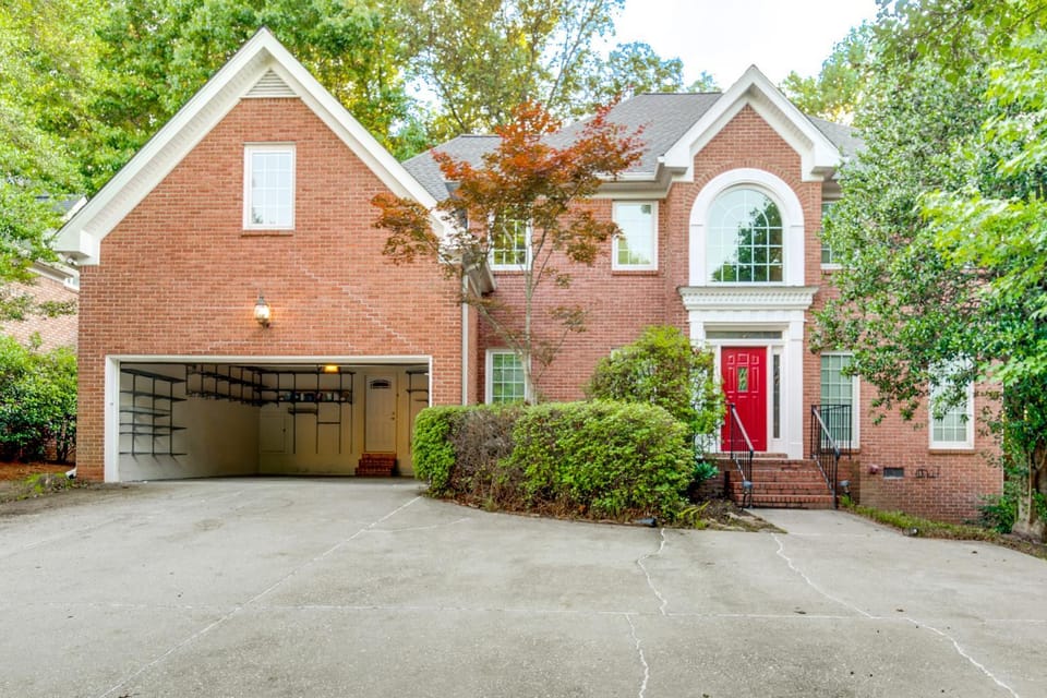 Easy Hwy Access to Dtwn Atlanta! Group Retreat House in Tucker
