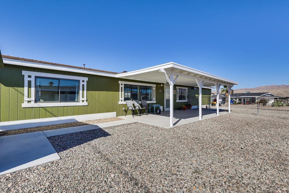 2 Mi to Colorado River! Family Home w/ Fenced Yard House in Bullhead City