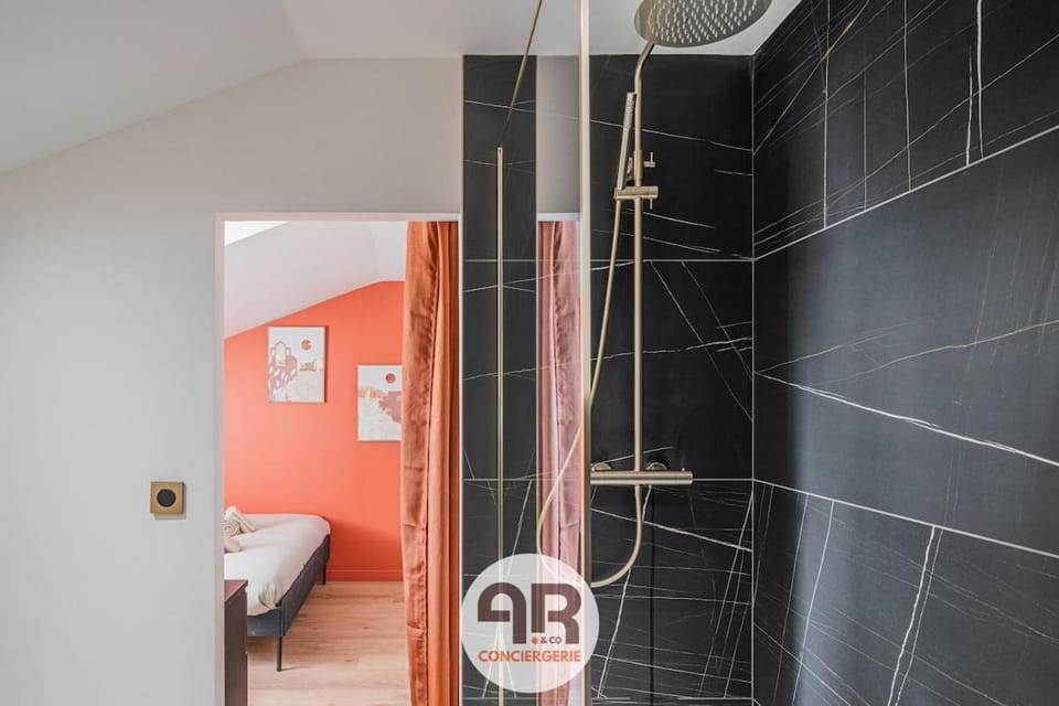La Casa Marrakech - Studio rénové - Proche gare - 2 pers Apartment in Grenoble