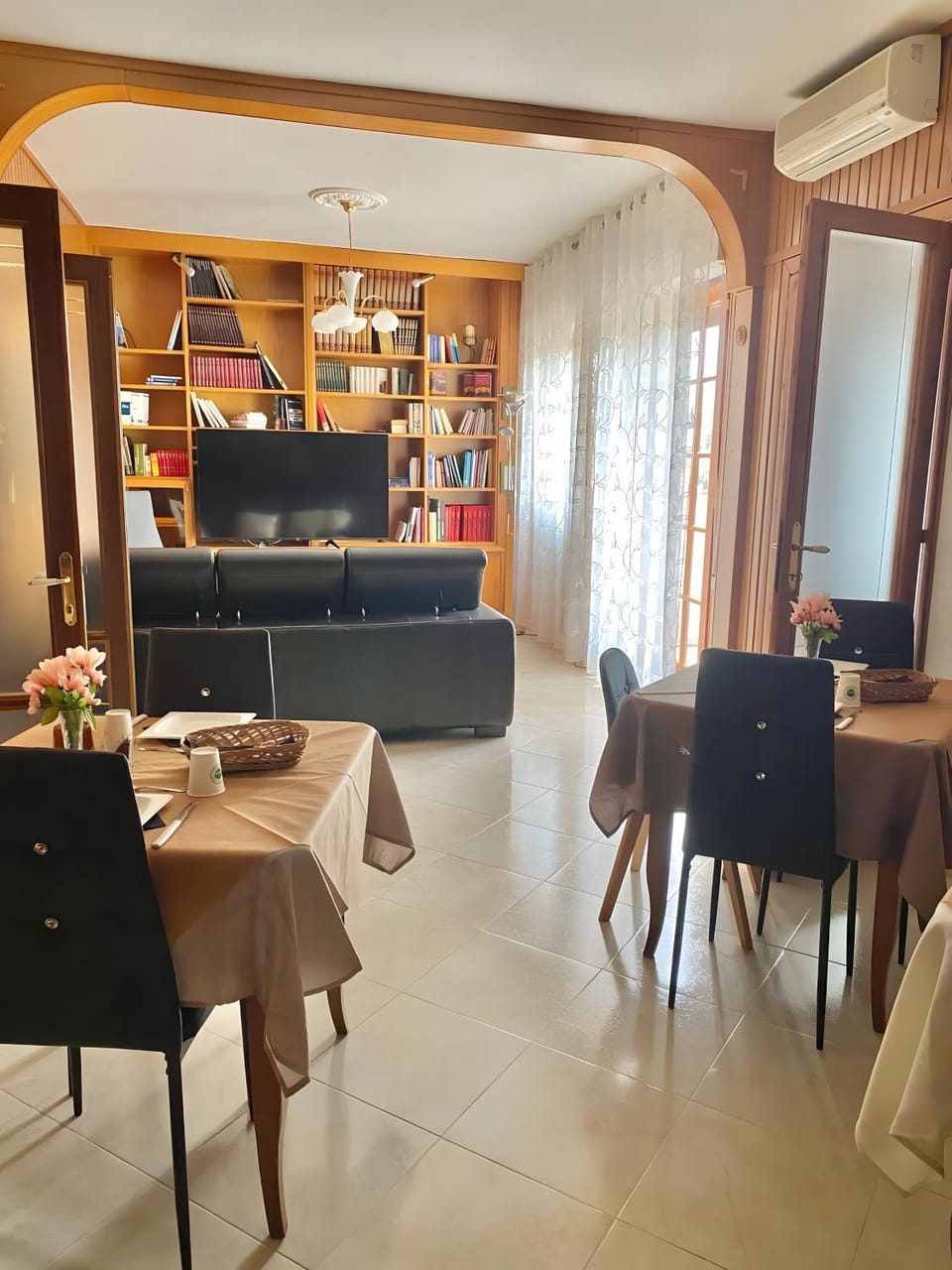 Property building, Living room