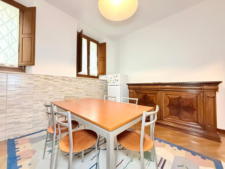SE286 - Senigallia, confortevole quadrilocale in pieno centro con corte esclusiva Apartment in Senigallia