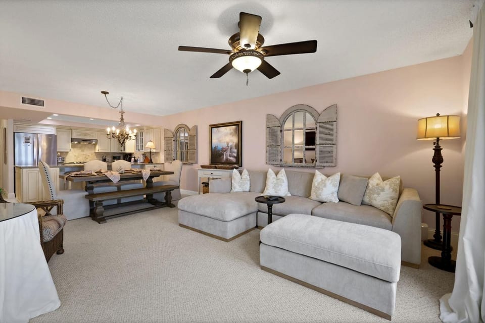Living room, Photo of the whole room, Seating area, air conditioner