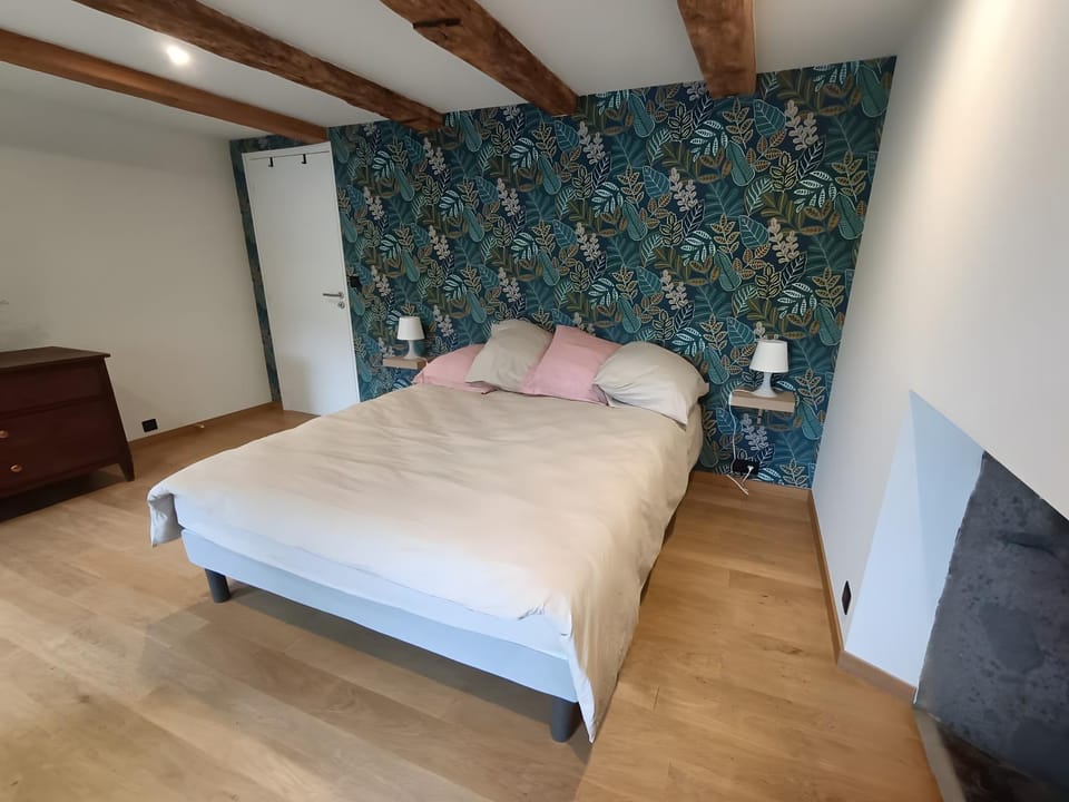 Living room, Bedroom