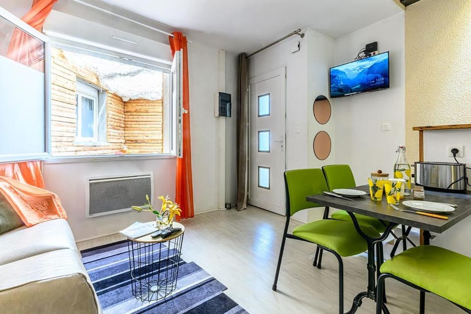 APPARTEMENT CLIMATISé AUX PORTES DE L'AUBRAC Apartment in Occitanie