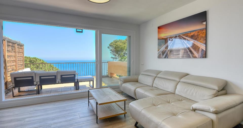 Apartamento con vistas panoramicas al mar en Llafranc Apartment in Llafranc