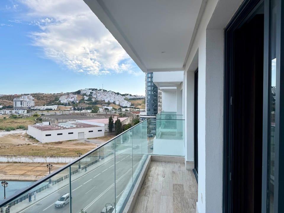 TGV&centre&wifi Apartment in Tangier