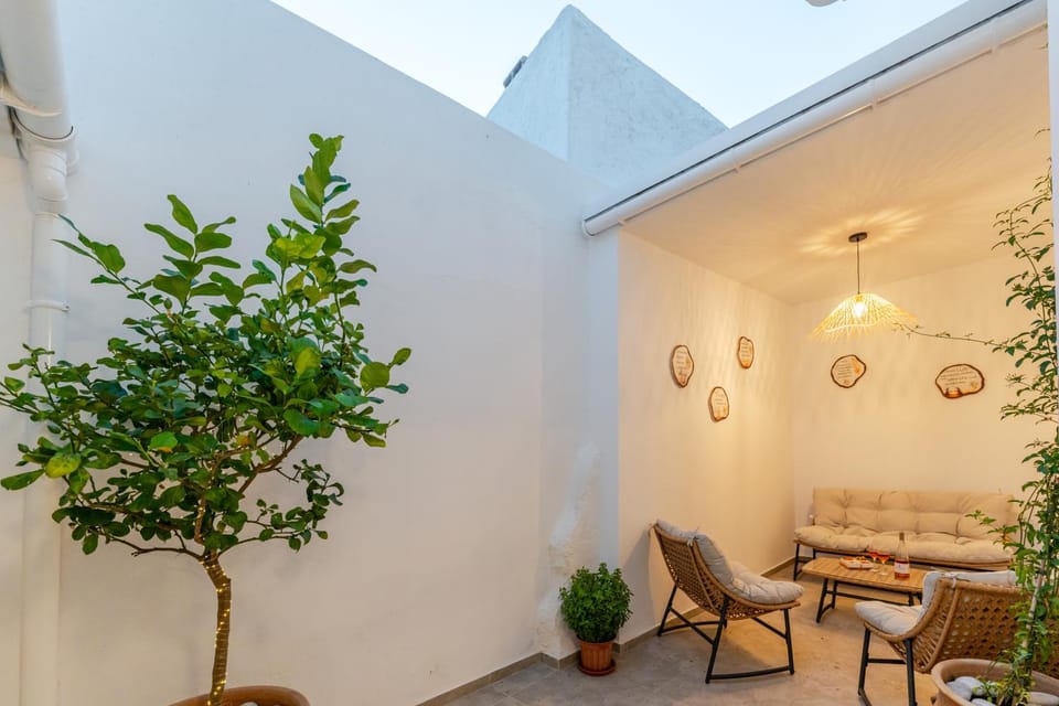 Patio, Balcony/Terrace