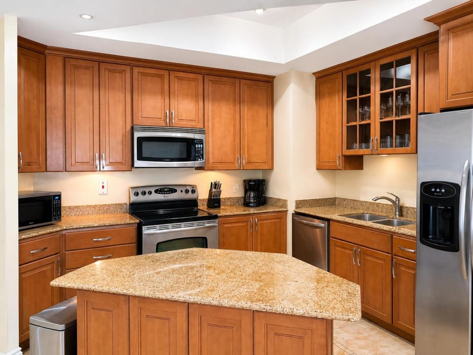 Kitchen or kitchenette, kitchen