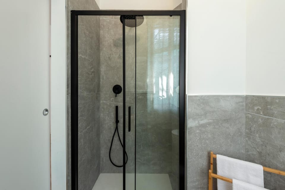 Beyond Properties - Carlo Bazzi Suites Apartment in Milan