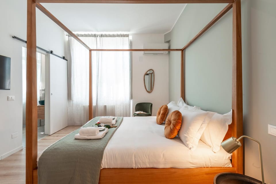Beyond Properties - Carlo Bazzi Suites Apartment in Milan