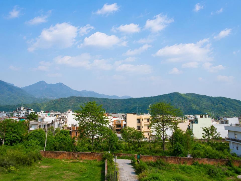Thecrestoria Bed and Breakfast in Dehradun