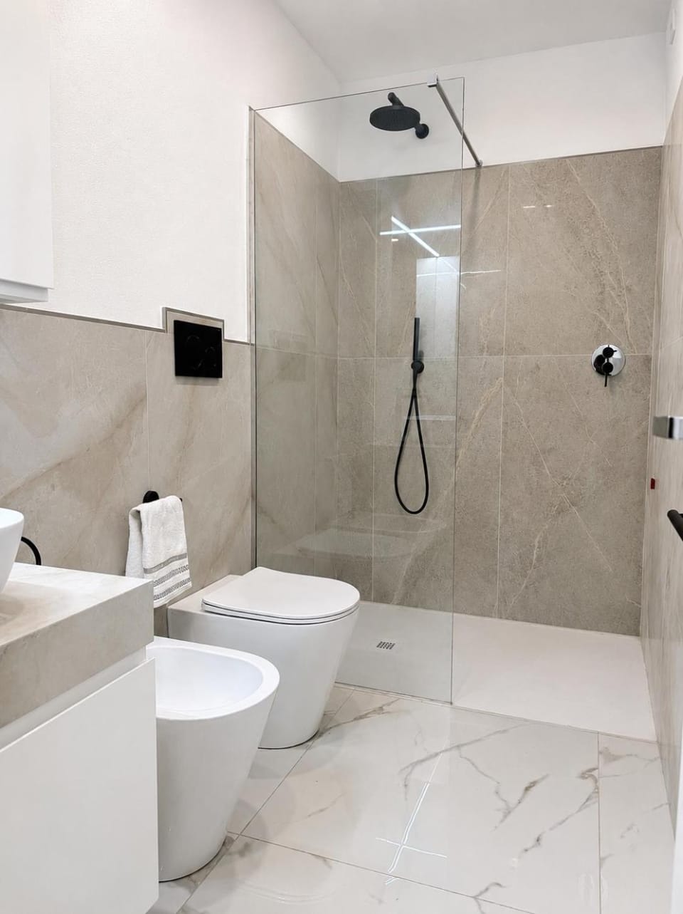 Shower, Toilet, Bathroom, bidet