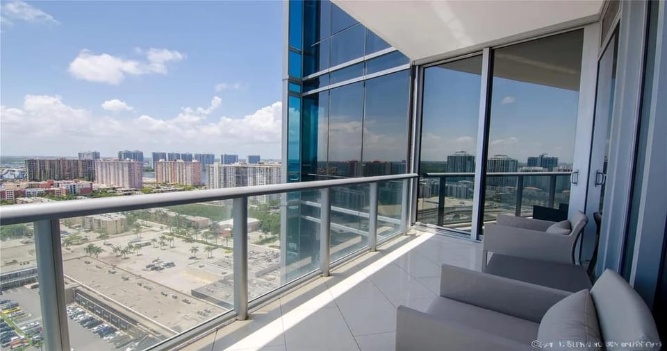 Moonwater Horizon Haven Apartment in Sunny Isles Beach