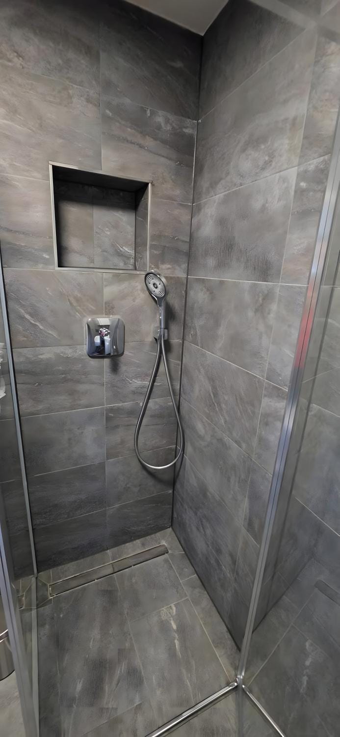 Bathroom, Living room