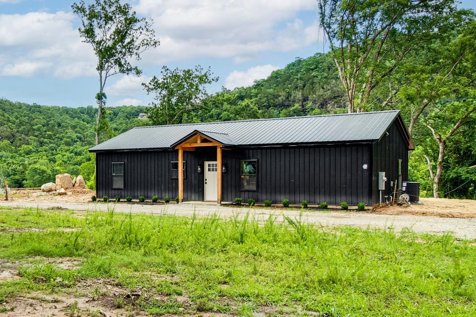 White River Retreat! Family Cabin Cabin in Arkansas