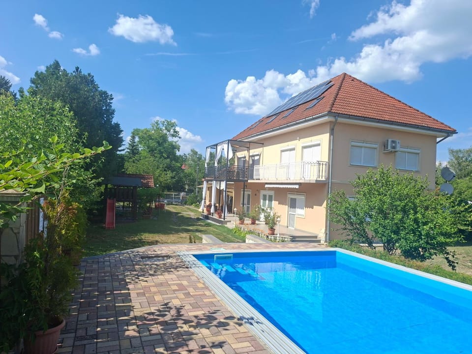 Mária Apartman Apartment in Siófok
