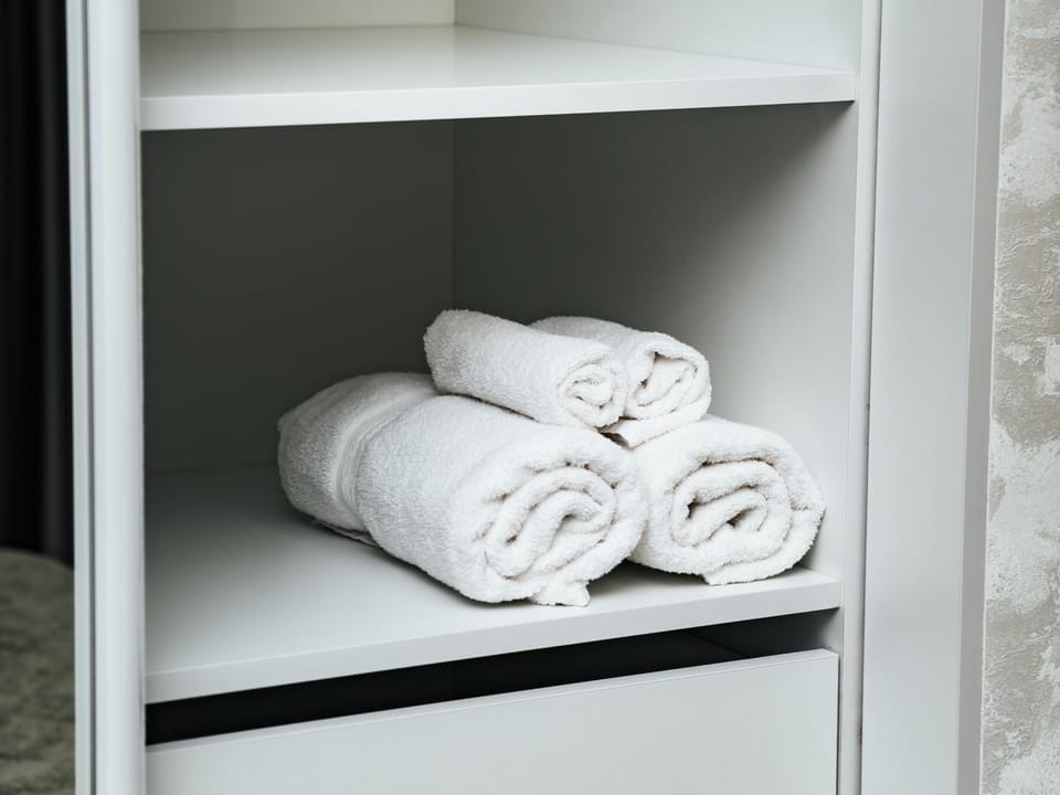 towels, wardrobe