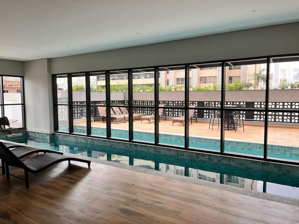 Pool view, Swimming pool, sunbed