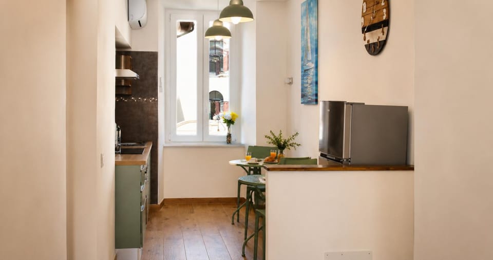 Decorative detail, Communal kitchen, kitchen