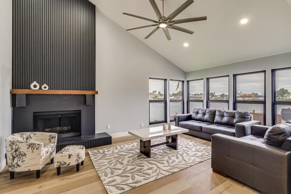Pet Friendly! Canal-Front Apollo Beach Gem w/ Pool House in Apollo Beach