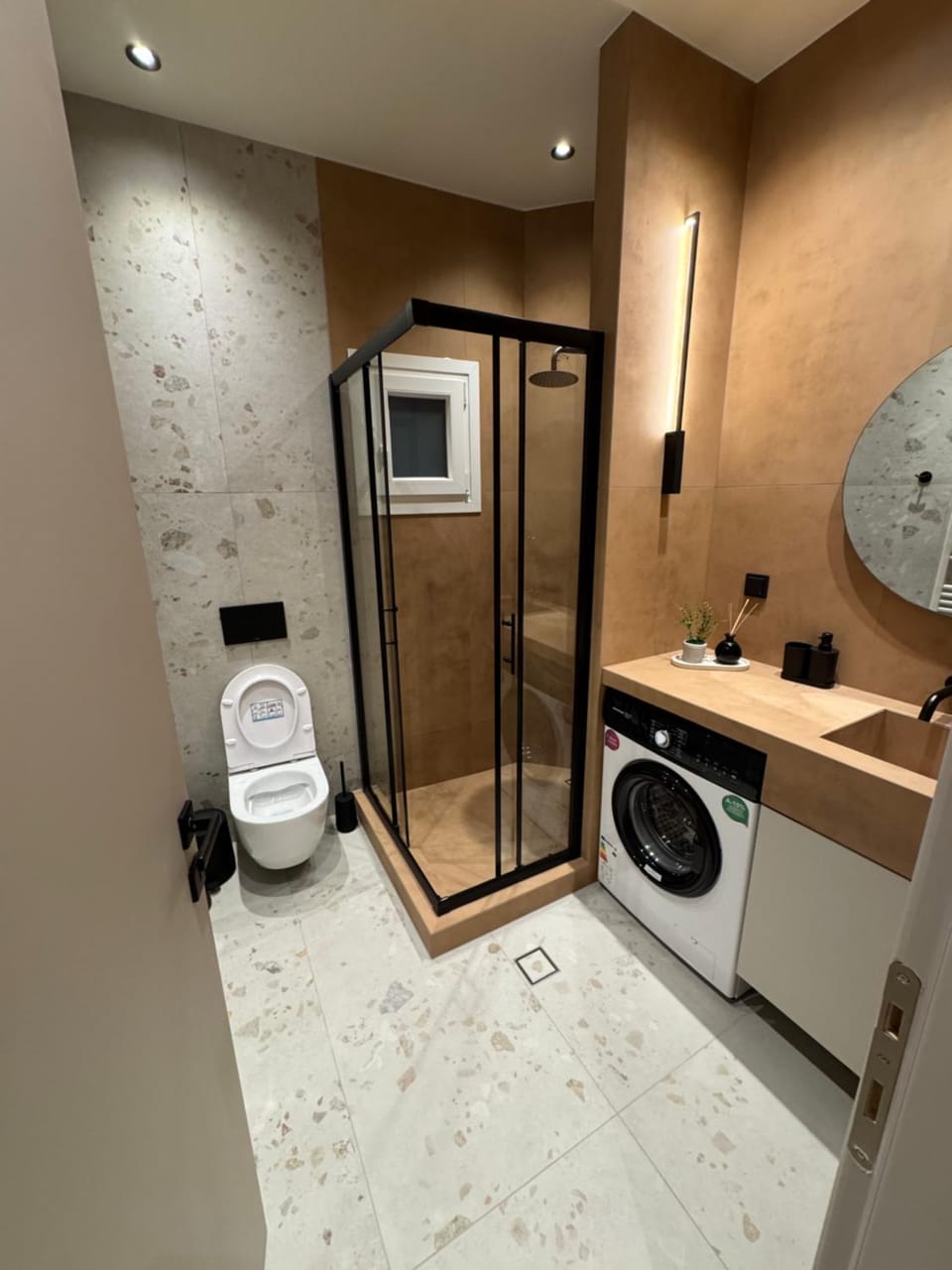 Shower, washing machine