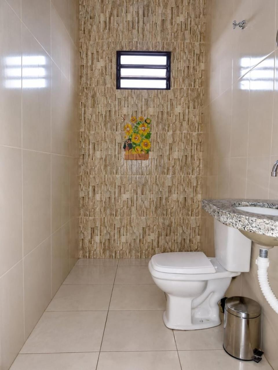 Espaço para Festas com Quartos, Piscinas, TV e Wi-Fi House in Trindade