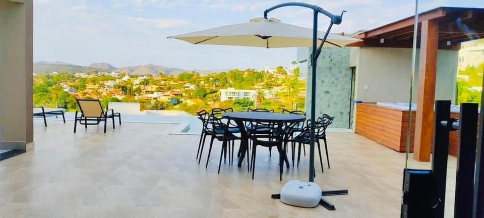 Mansão Deluxe: Spa & Piscina House in State of São Paulo