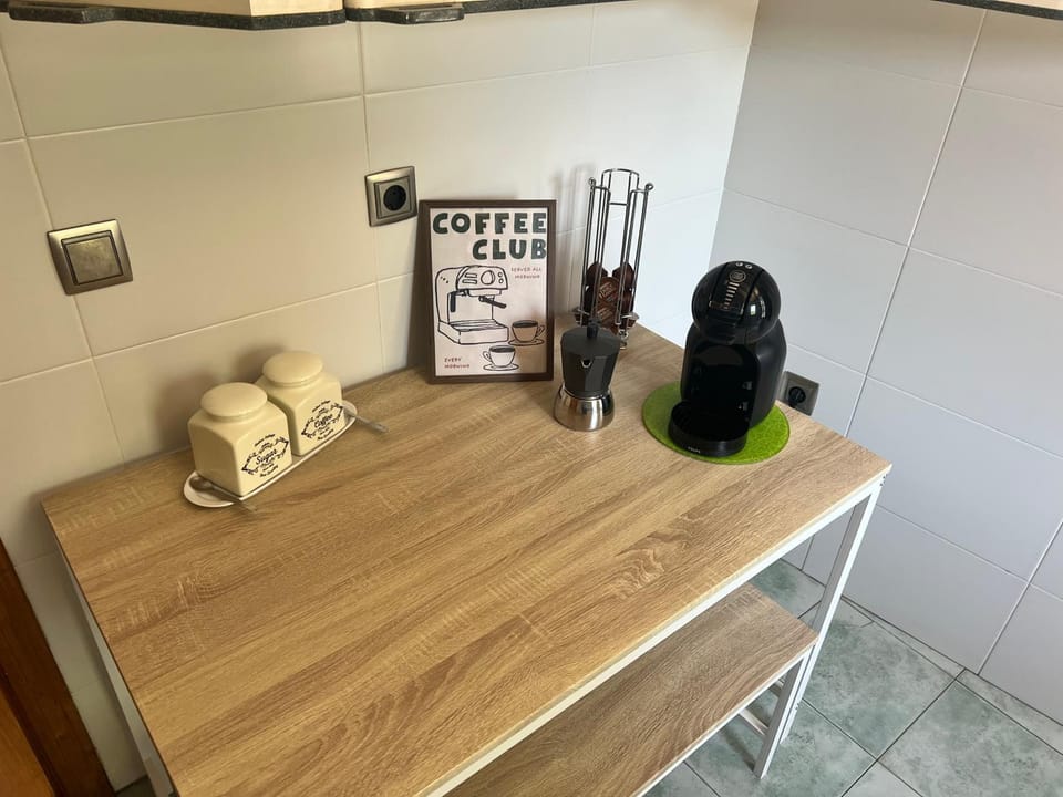 Coffee/tea facilities, Kitchen or kitchenette