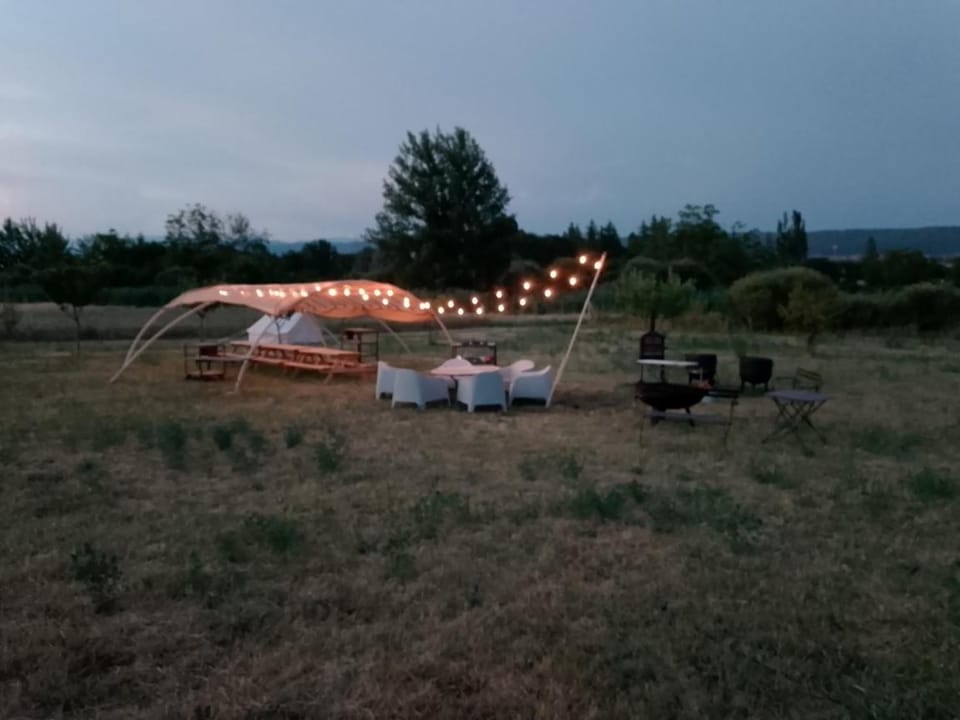 Tente Cocoon Campground/ 
RV Resort in Provence-Alpes-Côte d'Azur