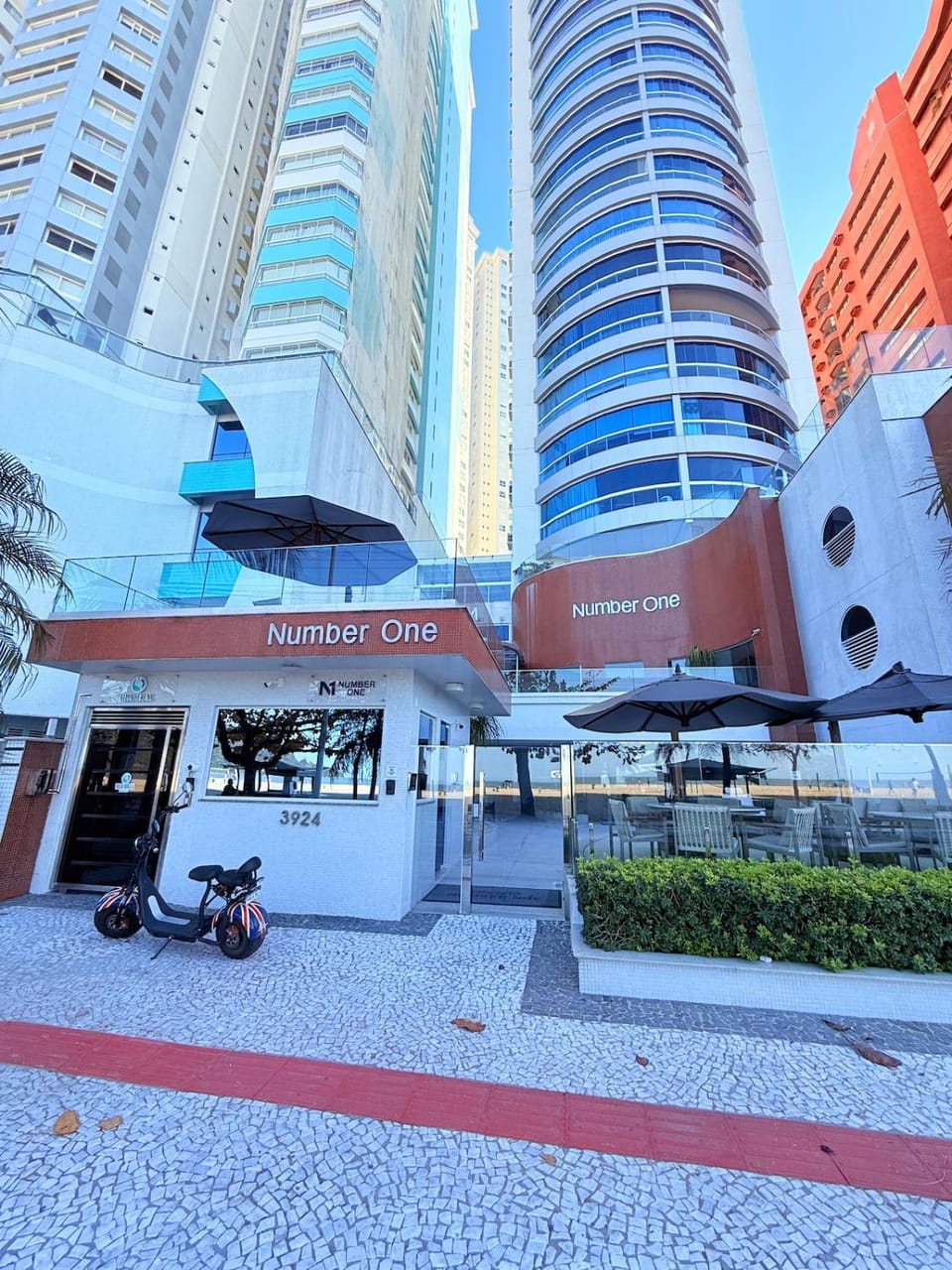 Penthouse 500m² • Av. Atlântica • Frente Mar e Spa Apartment in Camboriú