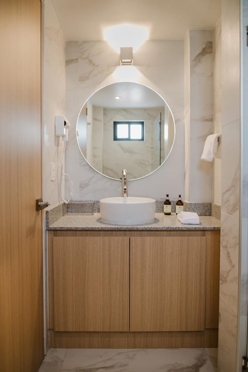 Praga Suites 12 Bright Luxury Space Top Location Apartment in Mexico City