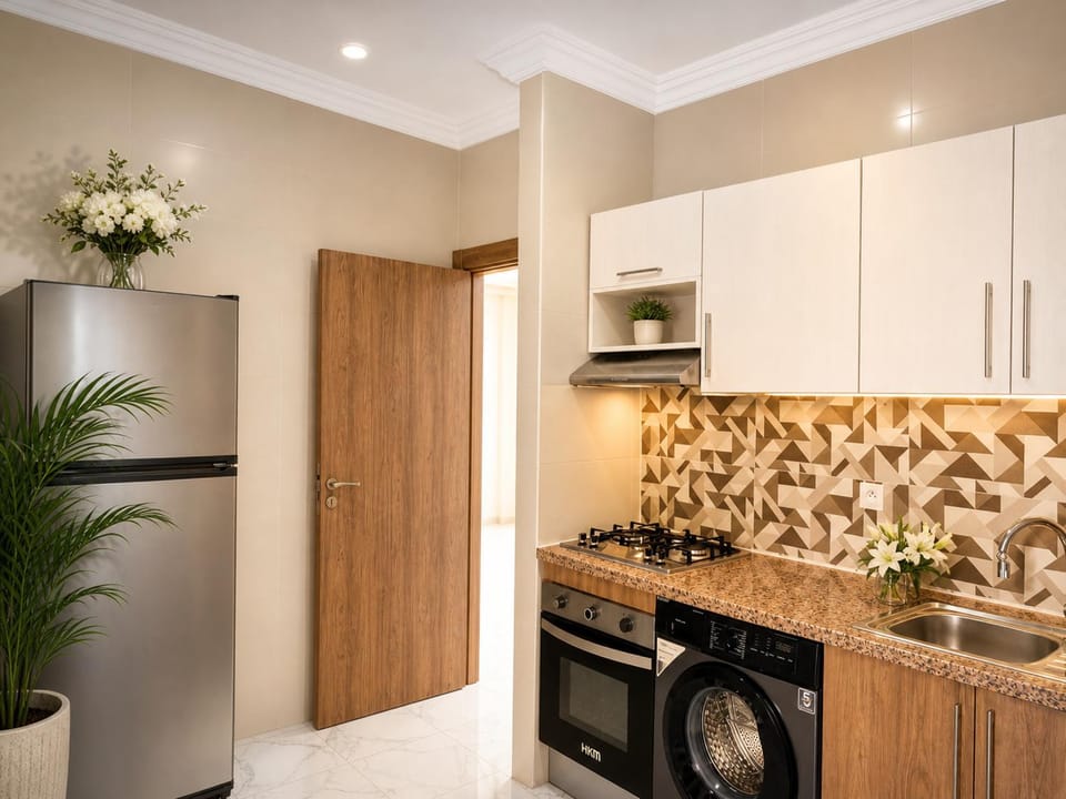Kitchen or kitchenette, oven, stove