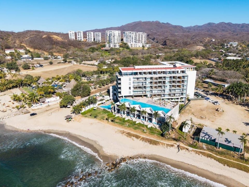 Zantamar right on the beach 505B Apartment in La Cruz de Huanacaxtle