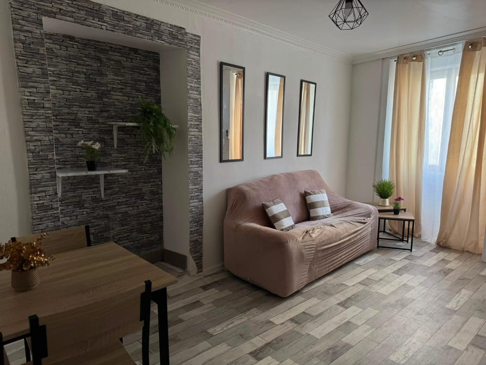 Maison SYD saint-Junien Apartment in Nouvelle-Aquitaine