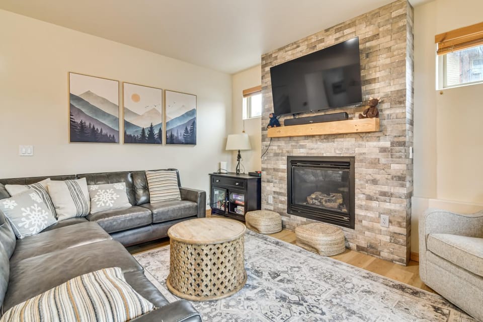 Condo in the Heart of Dtwn Winter Park House in Fraser