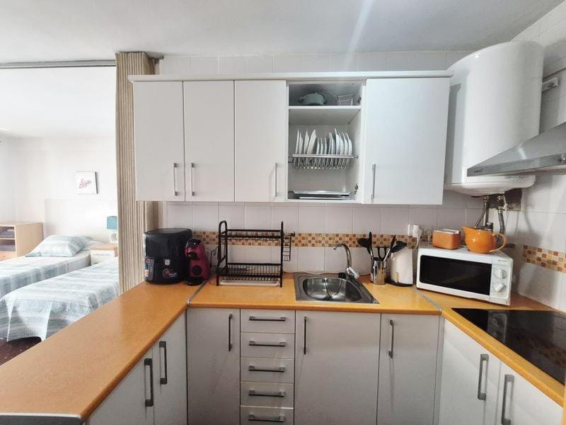 Albatros SeaView studio Apartment in Salou