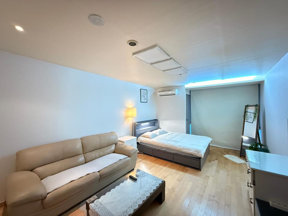 Adams Home Residence Gangnam Aurora Suite Apartment in Seoul