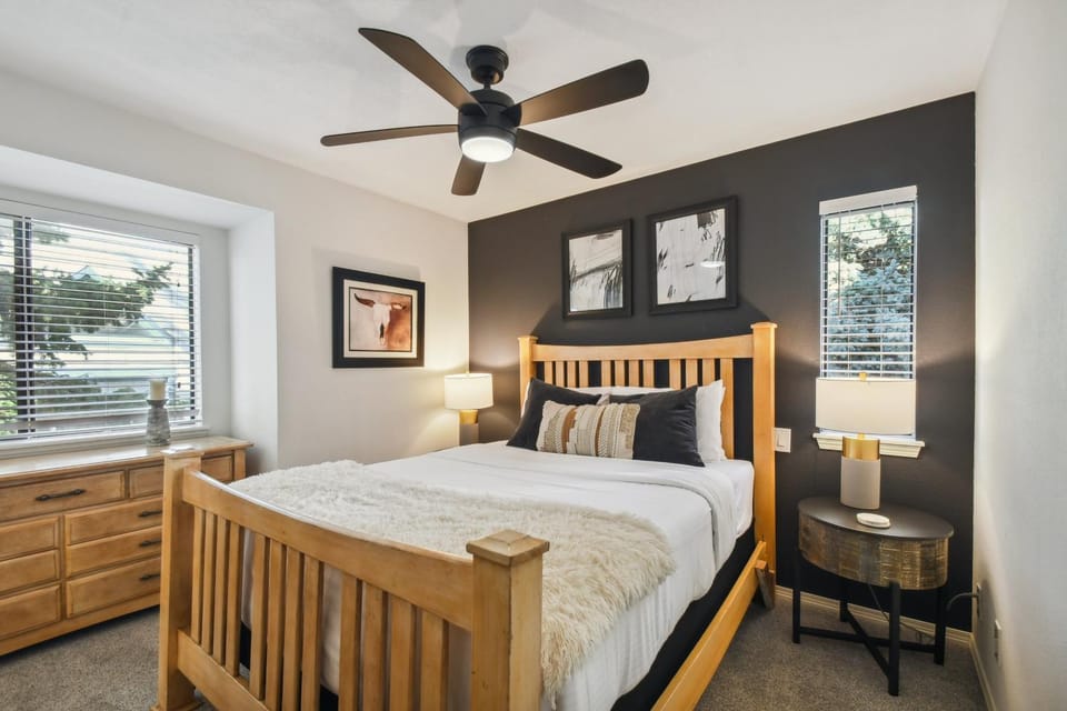 Code & Comfort | 2BR DTC Retreat | Pool + Home Office | Greenwood Village Apartment in Greenwood Village