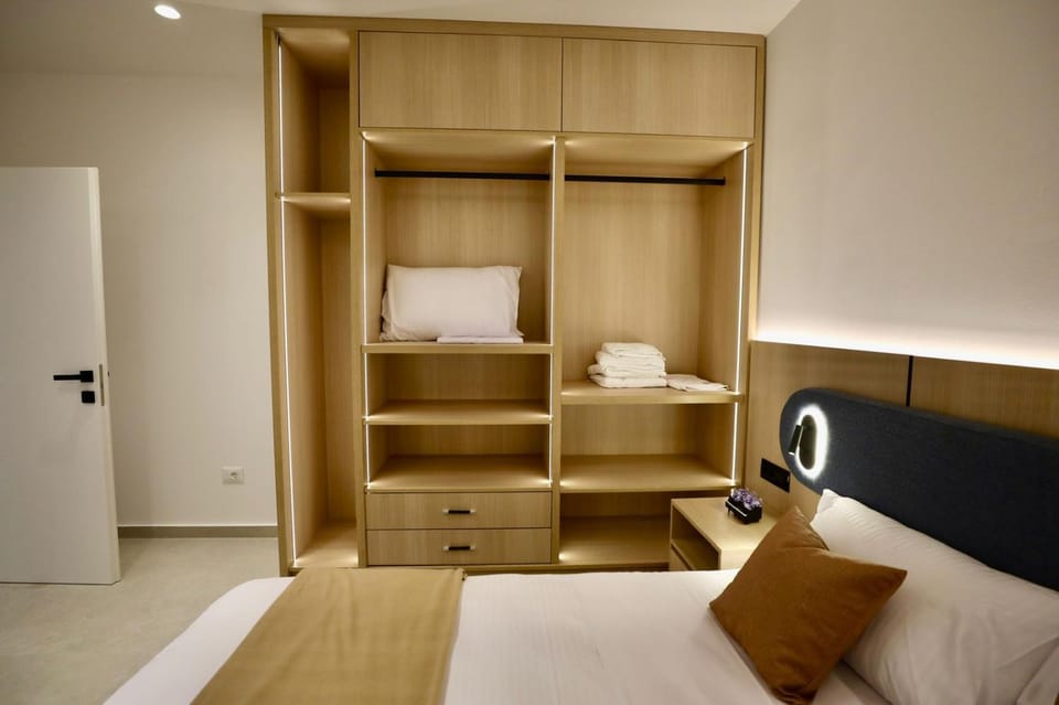 Kola Guest House Apartment in Sarandë