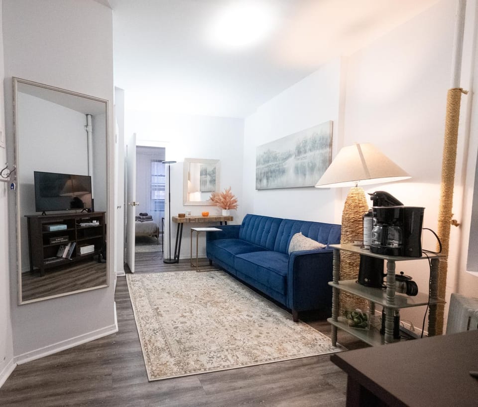 Cozy 1 bedroom Apartment in Roosevelt Island