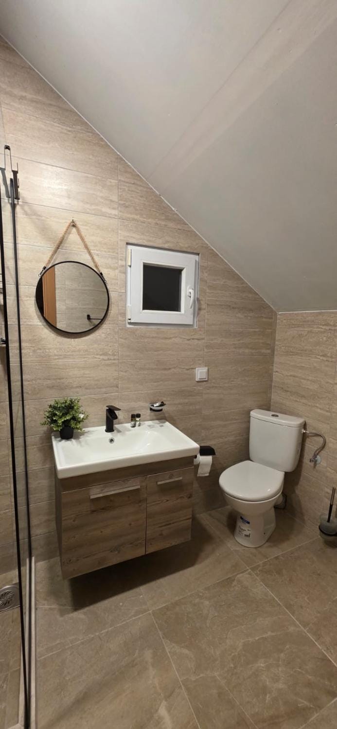 Toilet, Bathroom