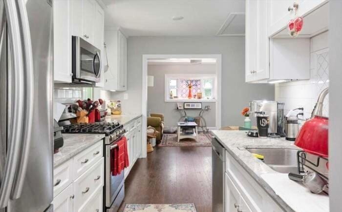 Glam Parkville Experience! House in Carney