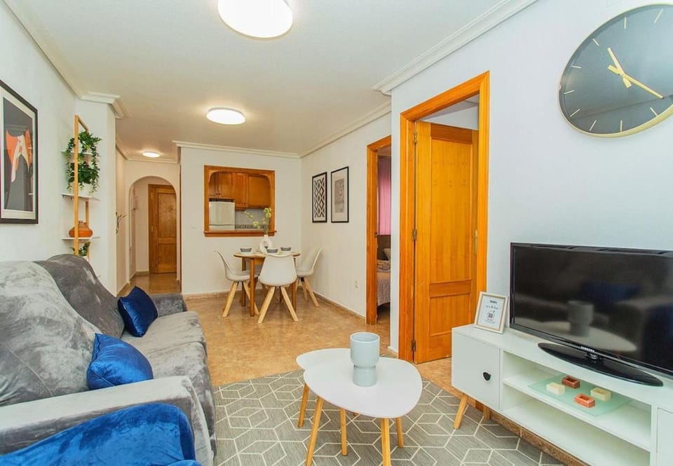 Communal lounge/ TV room, Living room