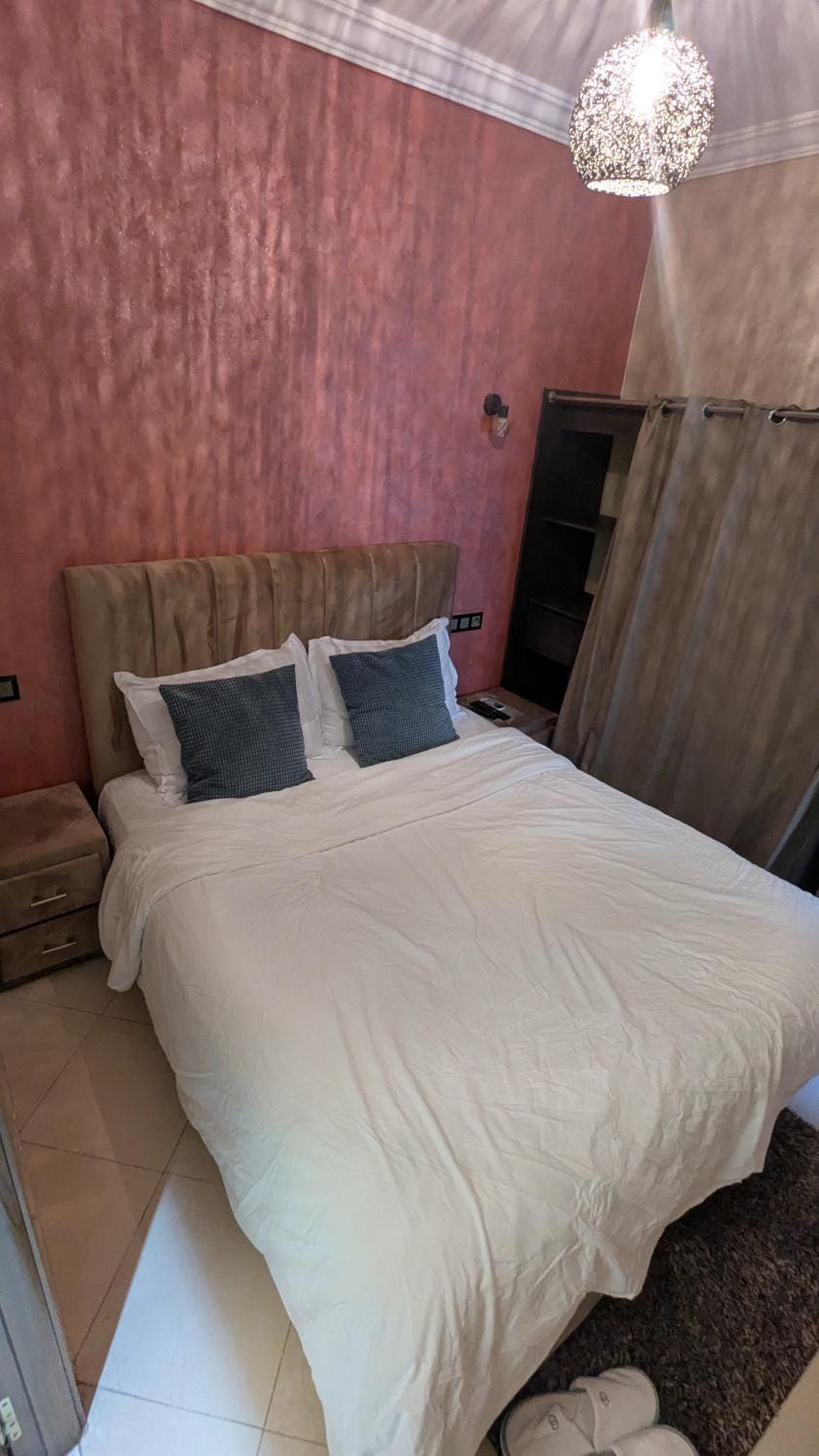 Petit cosy près de gueliz et avec fibre optique Apartment in Marrakesh