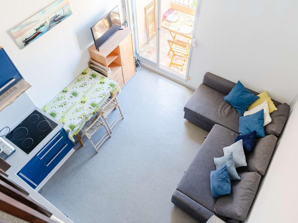 Appartement T2 mezzanine, clim et WIFI Apartment in Gruissan