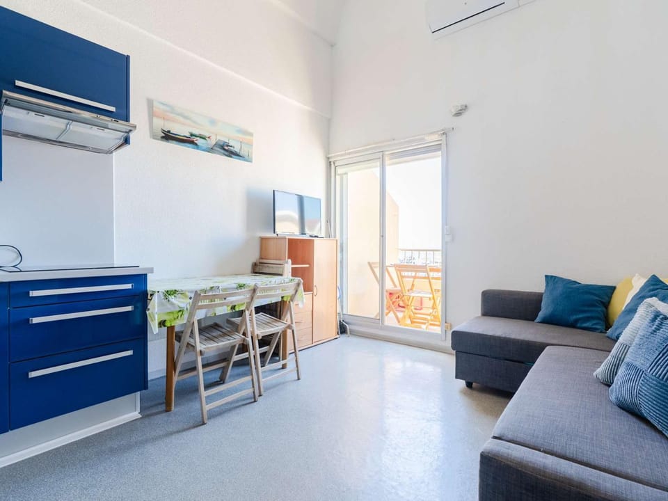 Appartement T2 mezzanine, clim et WIFI Apartment in Gruissan